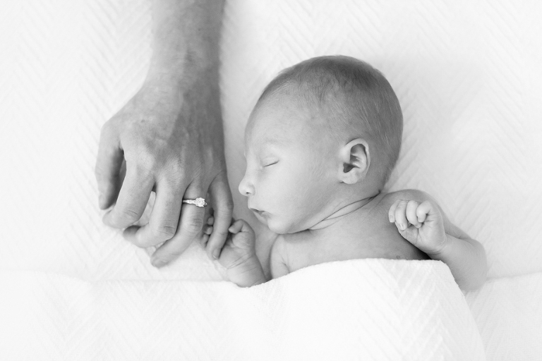 newborn lifestyle photography