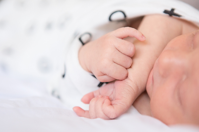 kitchener waterloo newborn photographer